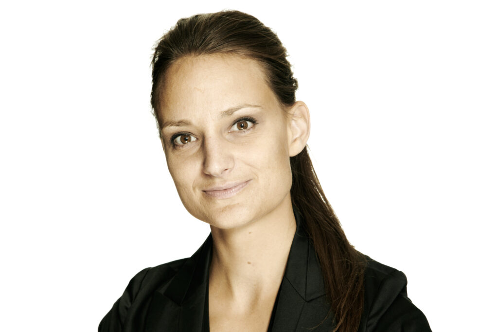 Laura STORM