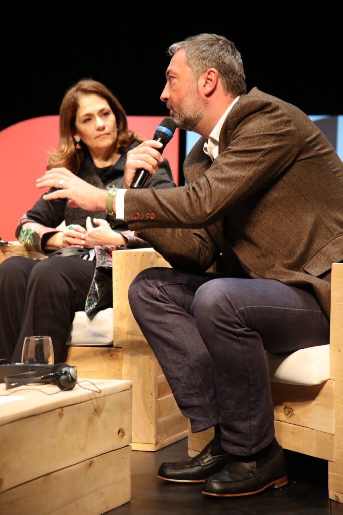 Arnaud Leroy, chef d’orchestre politique de la transition