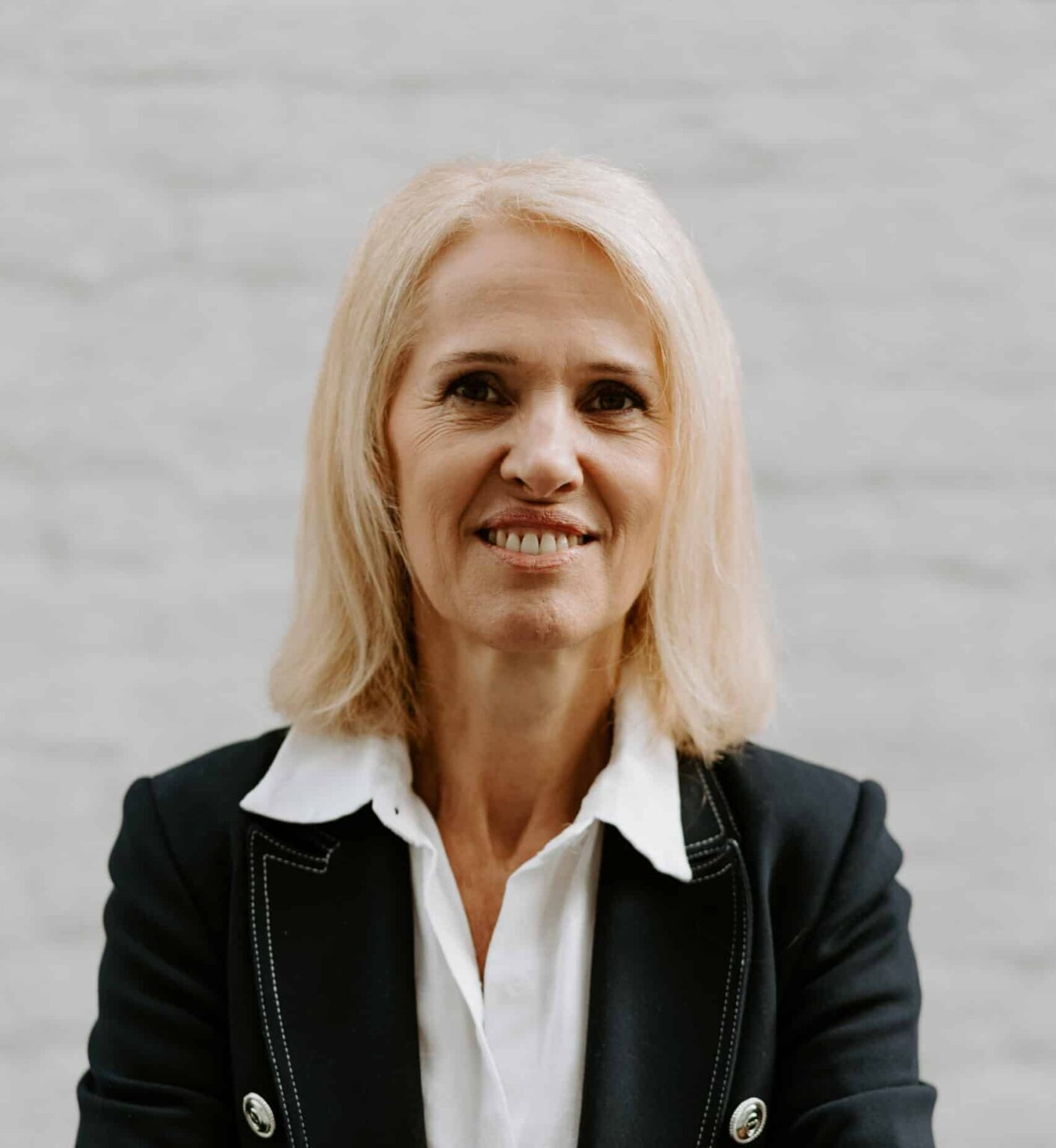 Caroline DEREGNAUCOURT